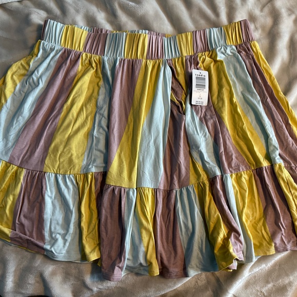 NWT Torrid Super soft pastel skirt size 2 - Picture 1 of 2